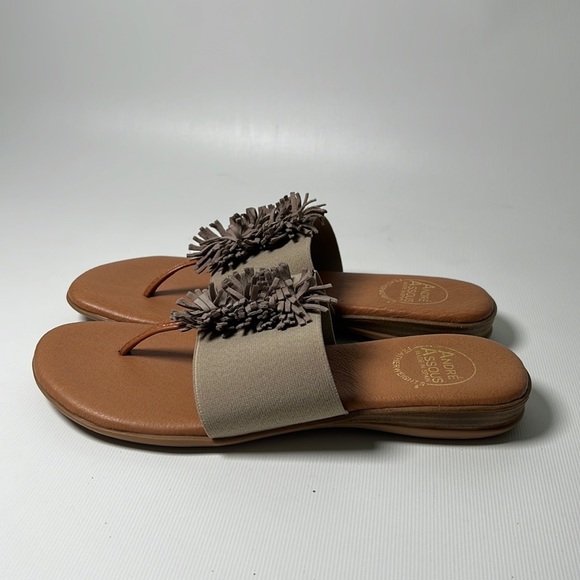 Andre Assous Novalee Featherweight Sandals - sz 7 - Picture 2 of 5